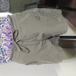 MERRELL Women’s size 8 Athletic Hiking Outdoor Shorts UPF 50+Opti-Wick NWOT